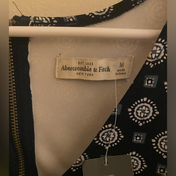 Abercrombie & Fitch, Women’s Scuba Mini Dress with Geometric Pattern - Picture 3 of 8